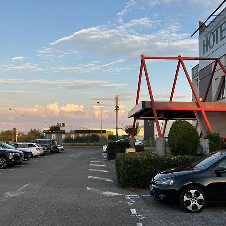 Hotel Paris Valence Bourg-de-Péage Exteriör bild